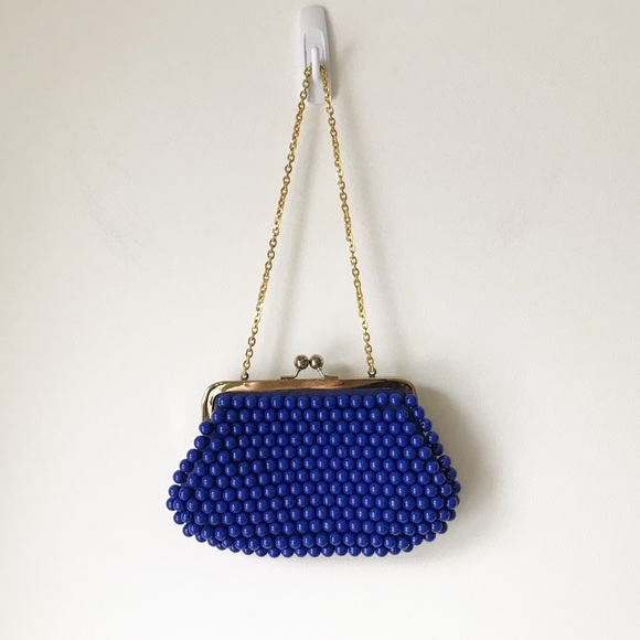 Blue beaded bag with gold tone kiss lock closure - Picture 3 of 15